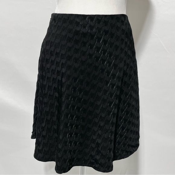 & Other Stories Houndstooth Textured Jacquard Flare Mini Skirt Black Size 4 - Picture 9 of 16
